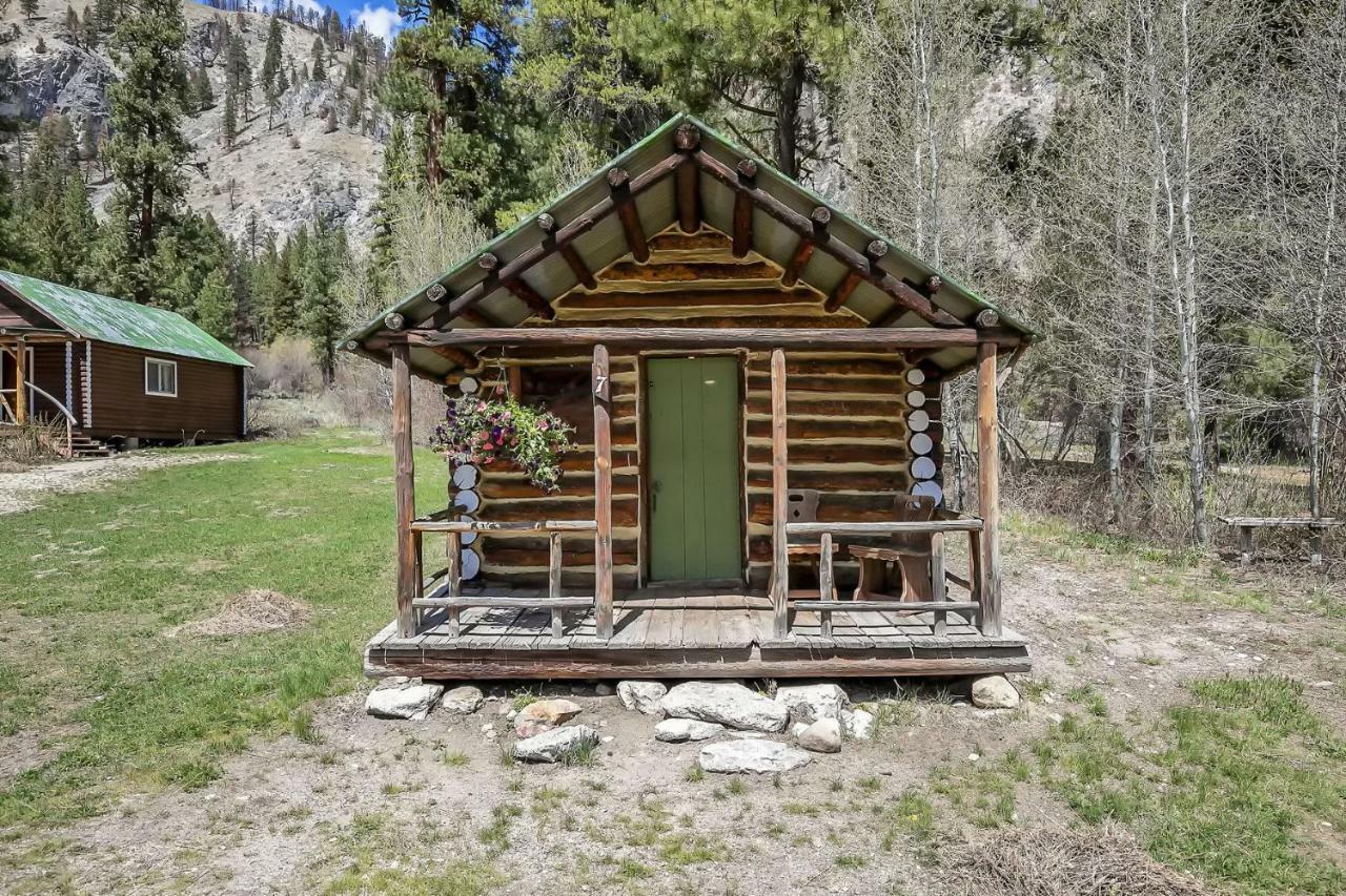 Sawtooth Lodge Stanley Экстерьер фото