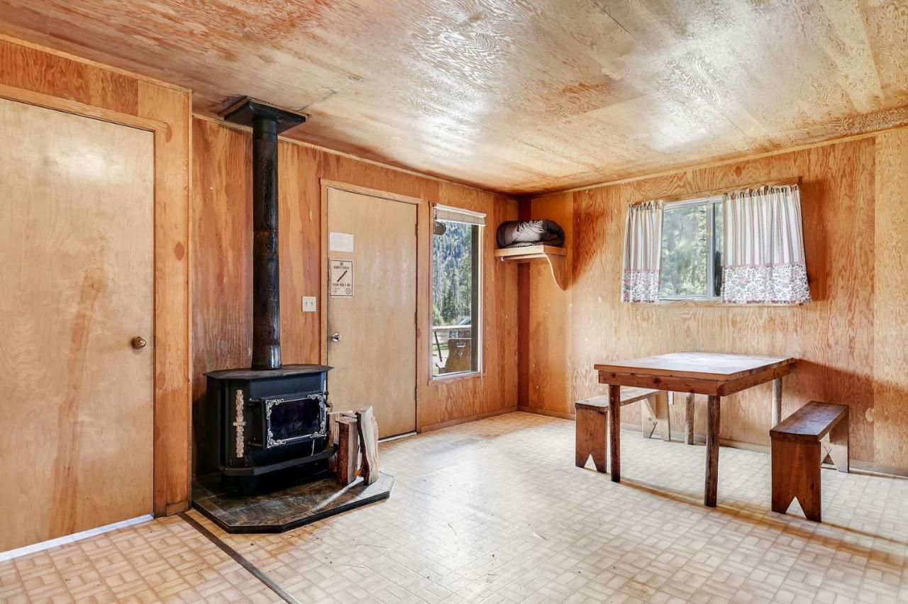 Sawtooth Lodge Stanley Экстерьер фото