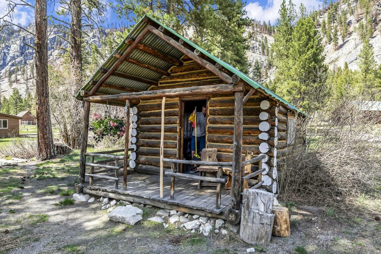 Sawtooth Lodge Stanley Экстерьер фото
