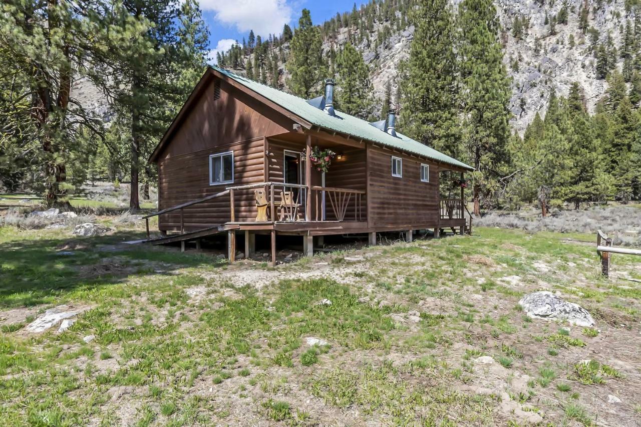 Sawtooth Lodge Stanley Экстерьер фото
